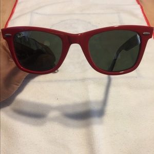 Ray band wayfarer red new York
